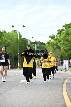 Runner Photo 1997791