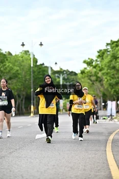 Runner Photo 1997793