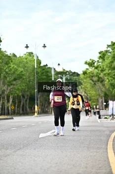 Runner Photo 1997815