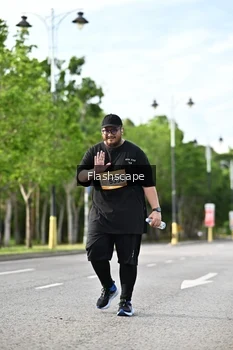 Runner Photo 1997826