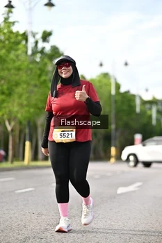Runner Photo 1997837