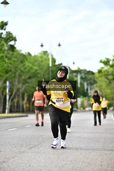 Runner Photo 1997847