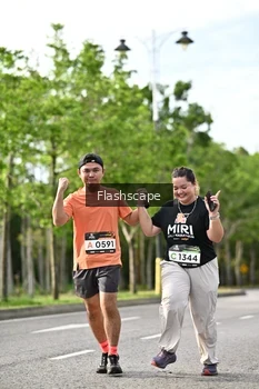 Runner Photo 1997851