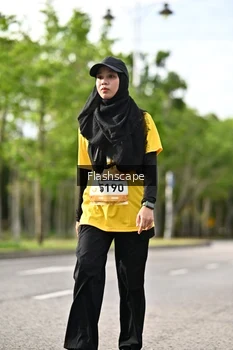 Runner Photo 1997860