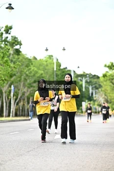 Runner Photo 1997906