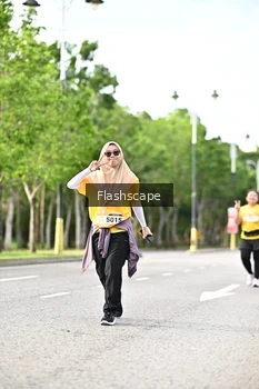 Runner Photo 1997949