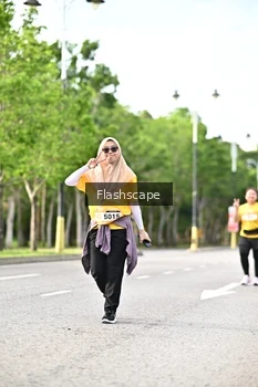 Runner Photo 1997952