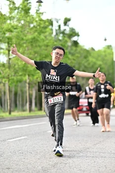 Runner Photo 1997975