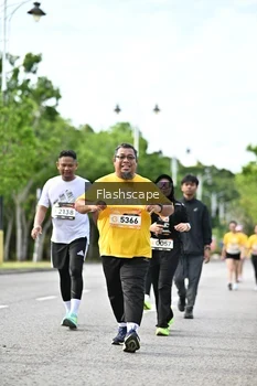 Runner Photo 1998099