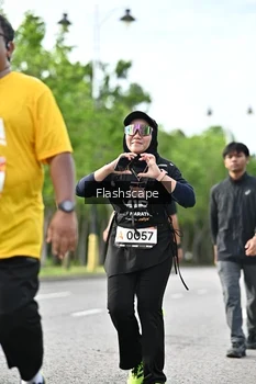 Runner Photo 1998101