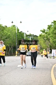 Runner Photo 1998117