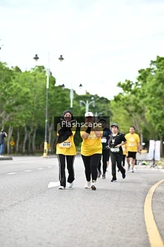 Runner Photo 1998144