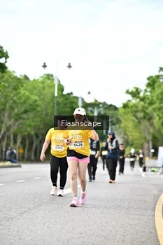 Runner Photo 1998187