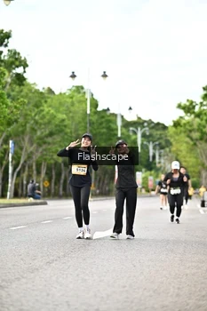 Runner Photo 1998221