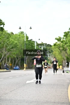 Runner Photo 1998224