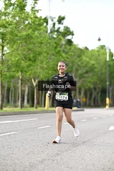 Runner Photo 1998234