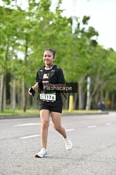 Runner Photo 1998241