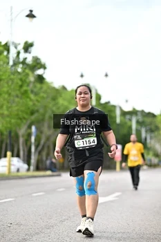 Runner Photo 1998268