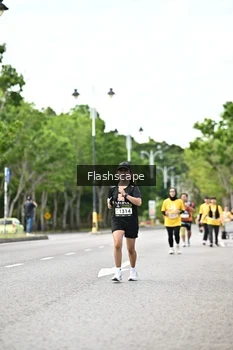 Runner Photo 1998300