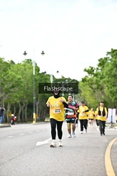 Runner Photo 1998313