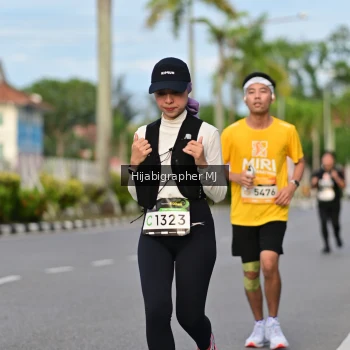 Runner Photo 1998315