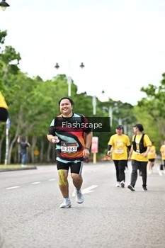 Runner Photo 1998319