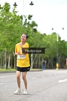 Runner Photo 1998337