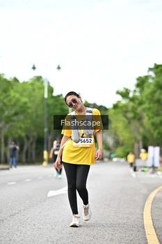 Runner Photo 1998344