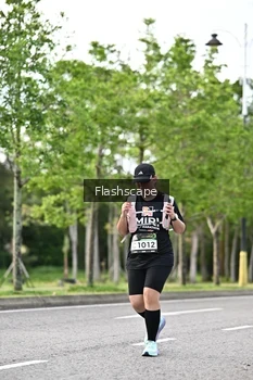 Runner Photo 1998347