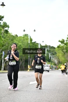 Runner Photo 1998371