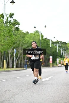 Runner Photo 1998421