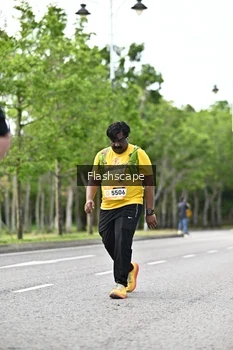 Runner Photo 1998426