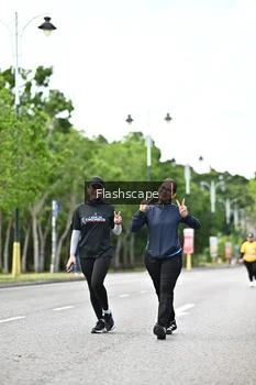 Runner Photo 1998427