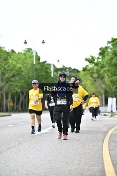 Runner Photo 1998499