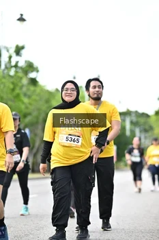 Runner Photo 1998519