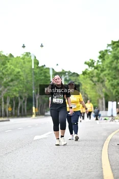 Runner Photo 1998529