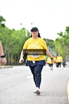 Runner Photo 1998532