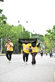 Runner Photo 1998564
