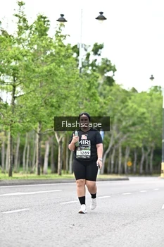 Runner Photo 1998640