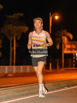 Runner Photo 2001594