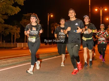 Runner Photo 2001745