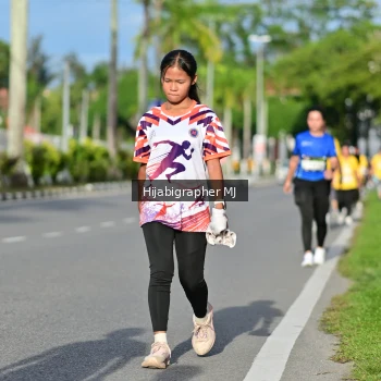 Runner Photo 2002136