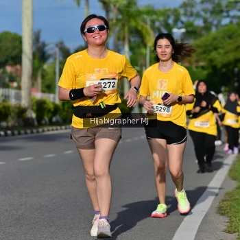 Runner Photo 2002334