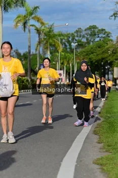Runner Photo 2002352