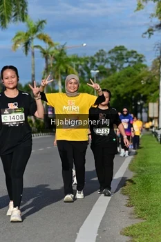 Runner Photo 2002370