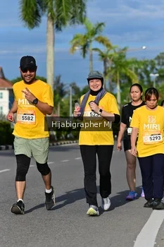 Runner Photo 2002386