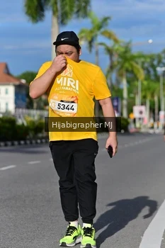 Runner Photo 2002404