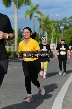 Runner Photo 2002471