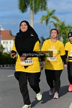 Runner Photo 2002543
