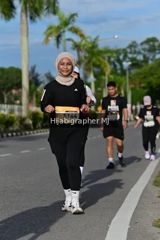 Runner Photo 2002625